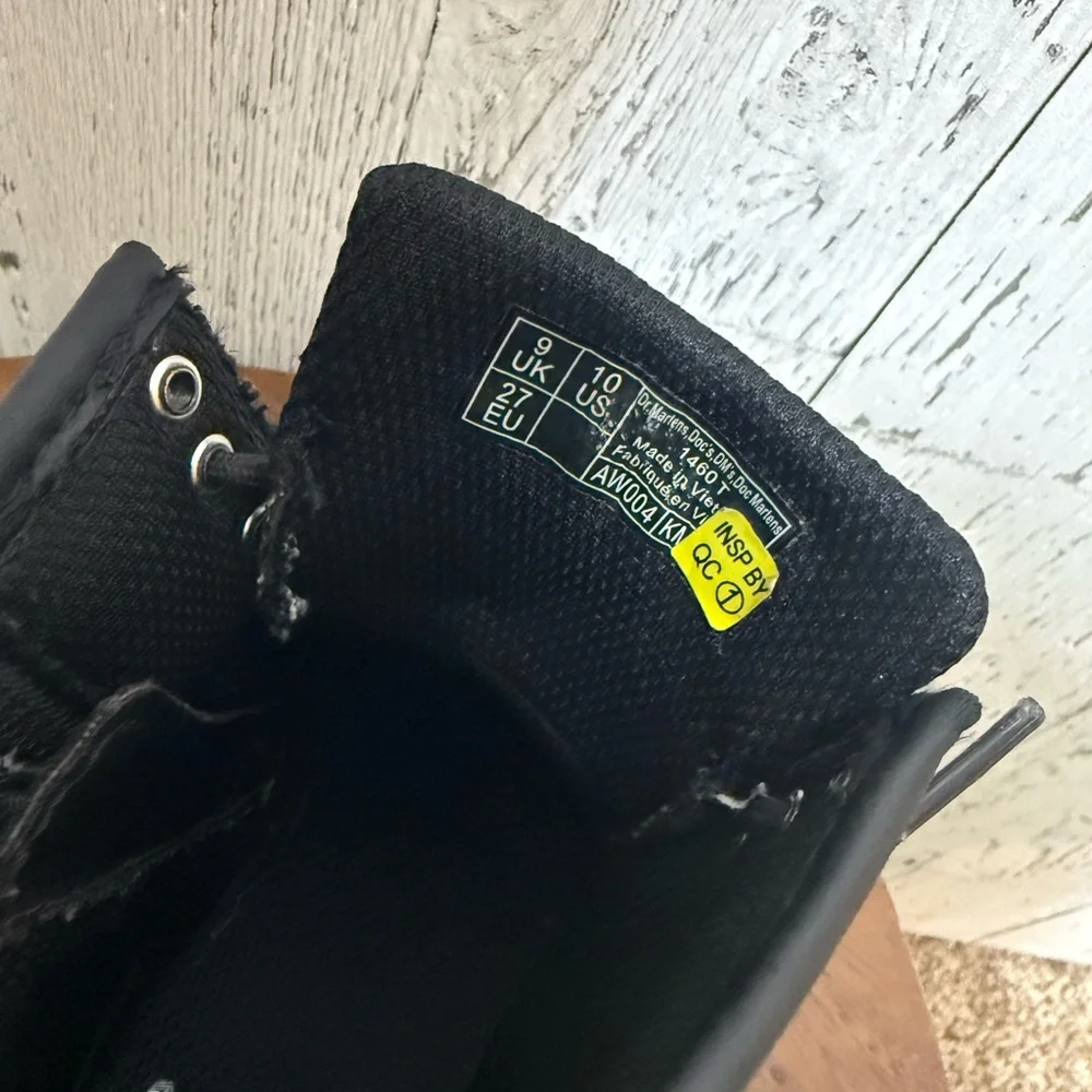 Dr. Martens Black Glitter Kids Boots - Picture 5 of 5